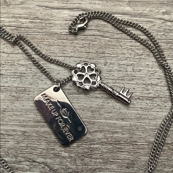 Makeup Forever Necklace 💄 - Picture 2 of 3